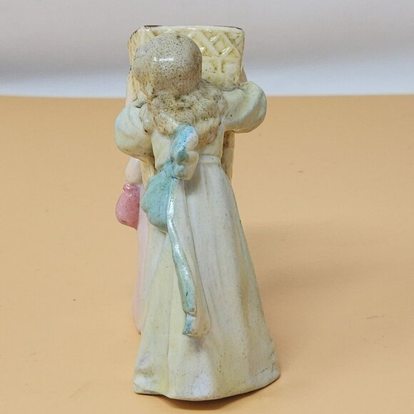 Vintage Ceramic Figurine Of Two Girls With Basket - Picture 2 of 12